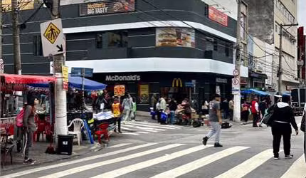 Salão comercial para Locação na Lapa, São Paulo.