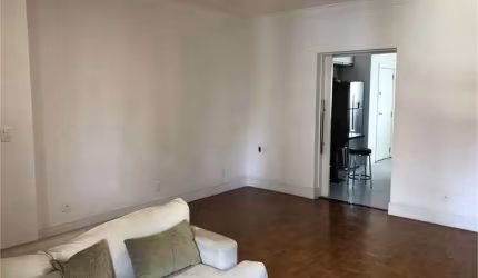 Apartamento reformado 2 dormitorios  1 vaga !!!