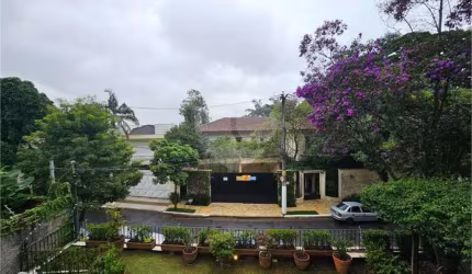 Casa no Pacaembu Alto Padrão!!