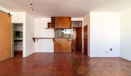 Apartamento de 132m2 .  Andar alto. Perdizes Nobre. Sala ampla. 3 quartos 1 vaga