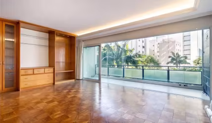 Próx. Mackenzie, reformado, 1 vaga dupla, 2 dorm. (suíte), escritório, terraço