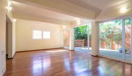 Excelente casa de esquina 238m² para locação comercial ou residencial venha conferir!