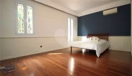 Casa de Alto Padrão com 4 Quartos á venda,620m², 8 vagas - Jardim Europa