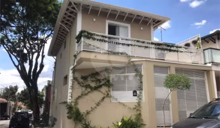 Casa de Vila, fechada, com guarita 24 horas, ao lado da Hípica Santo Amaro!