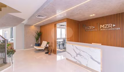 Conjunto Comercial com 16 vagas à Venda no Itaim Bibi com renda!