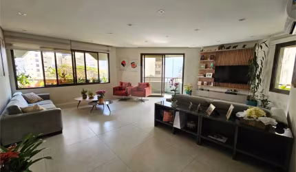 Amplo e conservado apartamento em higienopolis com 4 dormitorios, 3 vagas fixas