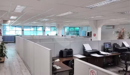 Prédio comercial para venda e locação no Alto de Pinheiro
