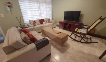 Casa-São Paulo-JARDIM AEROPORTO | Ref.: REO553103