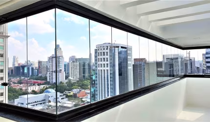 Apartamento de 66m² com Vista Privilegiada e Planta Livre!