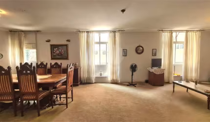 Apartamento, 147m², 3 dormitórios, 1 suíte, 3 banheiros, sala ampla, 1 vaga em Higienópolis.