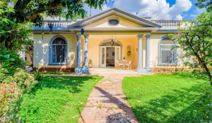 Casa na Rua Alemanha, Jardim Europa
