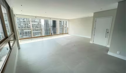 Apartamento-São Paulo-ITAIM BIBI | Ref.: REO1018875
