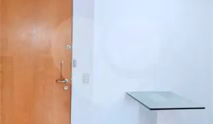 Apartamento de 63m2, 2 dormitórios, 1 suíte, varanda, lazer, vaga de garagem, na Bela Vista.