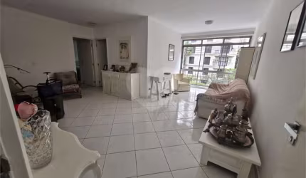 Ótima planta deste apartamento de 106m2 no coração do Itaim