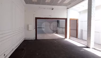 Salão Comercial à Venda em Pinheiros - Excelente Oportunidade para Investimento!