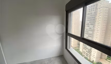 Apartamento novo, com 196 m2, 4 quartos (2 suítes) e 3 vagas a venda na Chácara Santo Antonio