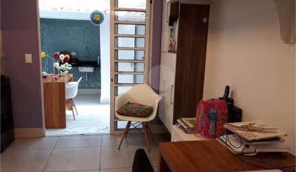 campo belo comercial que aceita permuta por casa maior em local próximo.