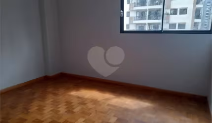 Apartamento em Pinheiros para venda reformado