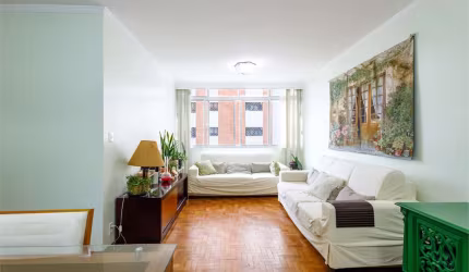 Apartamento à venda de 92 m² na Vila Mariana de 2 dormitórios sendo 1 suite e 1 vaga.