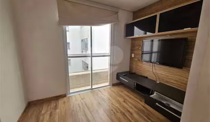 Cobertura Duplex em Pinheiros com 2 dormitorios , sendo 1 suíte e 1 VAGAS