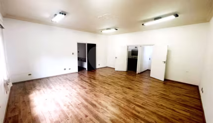 Excelente Casa Comercial/Residencial no Jardim América