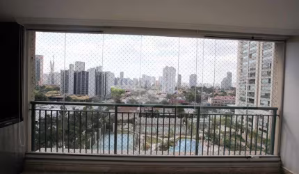 Apartamento Espaçoso em Luxuoso Condomínio