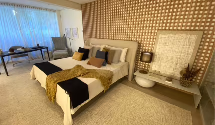 Apartamento com 290 m2, 4 suítes e 4 vagas a venda em Moema