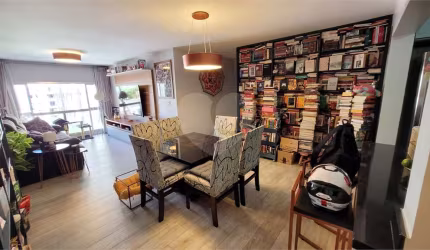Apartamento em Pinheiros 103m², todo reformado 1 vaga de garagem.