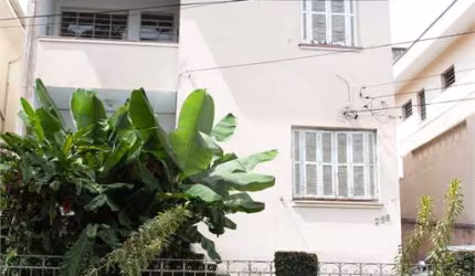 Sobrado com 4 Quartos na Vila Mariana | Próximo ao Metrô