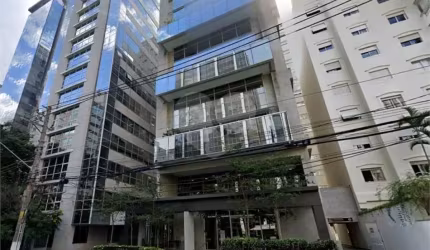 Sala comercial ampla, para locação, no Itaim Bibi