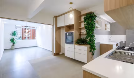 Apartamento totalmente reformado 110m² 3 dormitórios, 1 vaga no Itaim Bibi