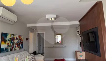 Lindo Duplex próximo a Fradique Coutinho.