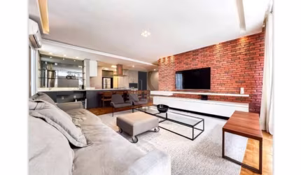 Locação no Itaim! Lindo apartamento mobiliado com 2 dorms, sendo 1 suite, varanda e bem localizado