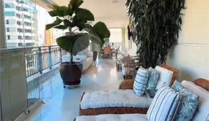Apartamento Alto Padrão - Higienópolis - São Paulo SP - 4 suítes, 6 vagas, 613 m2 úteis com Varanda, Lazer e Quadra de Tennis!!!
