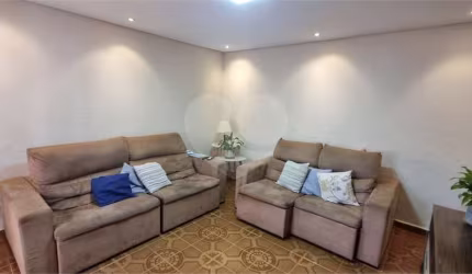Venda de Sobrado com 4 Casas + Loja na Vila da Saúde – Excelente Oportunidade para Investidores! 344 úteis