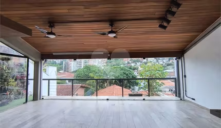 Casa-São Paulo-VILA MADALENA | Ref.: REO18986