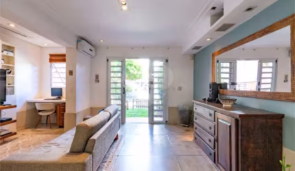 Casa de Vila reformada !