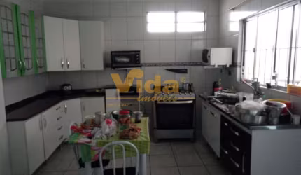 Sobrado em Jardim Roberto  -  Osasco