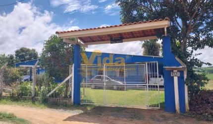Chácara em Campo Do Meio - Araçoiaba da Serra, SP