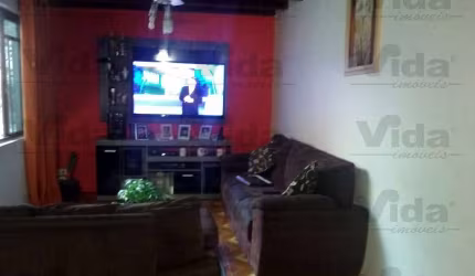 Casa Sobrado em Conjunto Habitacional Presidente Castelo Branco - Carapicuíba, SP