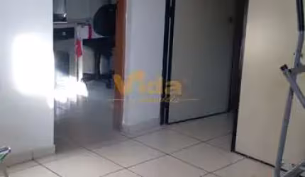 Casa Térrea em Vila Silviânia - Carapicuíba, SP