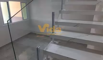 Casa Assobradada em Jardim Roberto - Osasco, SP