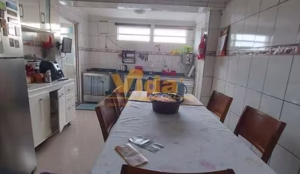 Casa Assobradada em Quitaúna - Osasco, SP