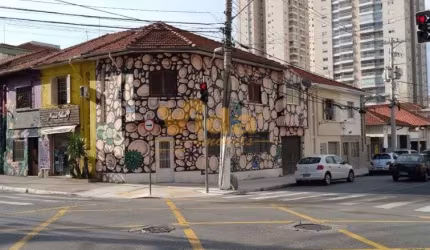 Casa Comercial a venda  em Água Branca  -  São Paulo