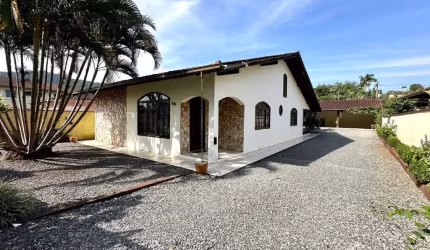 Casa plana semi mobiliada no Bom Retiro