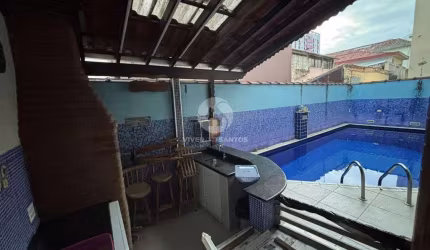 Sobrado com 3 dormitórios - Embaré - Santos/SP