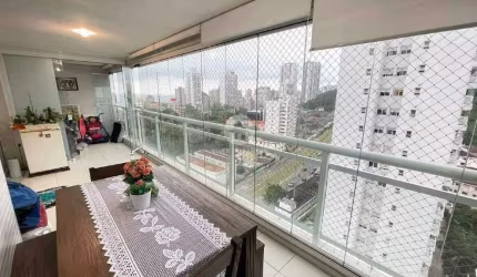 Lindo apartamento com 131m² 3 dormitórios sendo 1 suite - 2 vagas de garagem