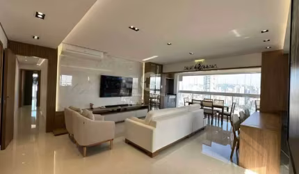 Apartamento com 3 Quartos vista mar porteira fechada no Boqueirão em Santos