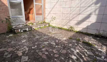 Terreno a venda na Ponta da Praia com 216 m²