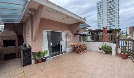 Cobertura em prédio baixo no Embaré - Santos/SP